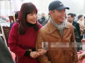 lo-dien-ban-gai-moi-cua-dien-vien-hai-cong-ly-160860.html