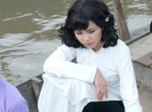 hoa-hau-diem-huong-diem-tinh-di-dong-phim-giua-scandal-162714.html