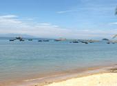 du-lich-bien-mien-trung-hut-khach-dip-nghi-le-va-he-167975.html