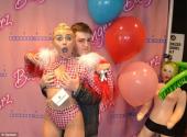 miley-cyrus-hot-hoang-bi-sam-so-vong-1-178888.html