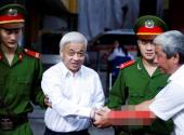 bat-dau-xet-xu-phuc-tham-bau-kien-trong-phien-toa-10-ngay-192036.html