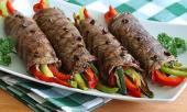 hoc-lam-mon-bo-cuon-rau-cu-ap-chao-la-mieng-240249.html