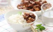 thoi-quen-an-com-sai-lam-dang-ruoc-benh-vao-nguoi-it-ai-biet-256733.html