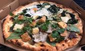 pizza-bun-dau-mam-tom-su-ket-hop-khien-cong-dong-mang-nghe-thoi-da-muon-chao-dao-325226.html