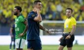doi-thay-trong-tai-khoi-san-ronaldo-gay-that-vong-sau-ngay-messi-nhan-qua-bong-vang-397916.html