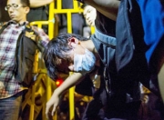 Bạo lực lại bùng phát dữ dội ở Hồng Kông