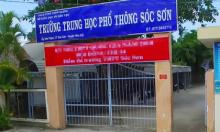 Thầy giáo 55 tuổi 'luỵ tình' vì bị học trò tán tỉnh dồn dập, doạ tự tử Thầy giáo 55 tuổi 'luỵ tình' vì bị học trò tán tỉnh dồn dập, doạ tự tử