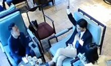 Bắt “tổng tài” chỉ đạo đánh nhân viên quán cà phê vì bị nhắc cấm hút thuốc