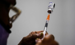 Mỹ tăng cường nỗ lực ra đời vaccine Covid-19 thế hệ mới cho mùa thu tới