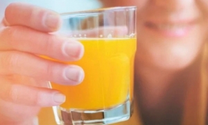 Uống 1 viên vitamin C mỗi ngày, cơ thể thay đổi ngoạn mục, ai không biết sẽ tiếc hùi hụi