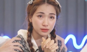 Hoà Minzy thừa nhận khó có thể kiểm soát cảm xúc sau một năm chia tay Minh Hải