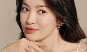 Công thức 2-2-2 giúp Song Hye Kyo sở hữu làn da thủy tinh, rạng ngời và căng tràn sức sống