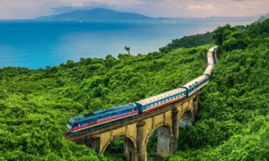 Cung đường sắt nào được mệnh danh đẹp nhất Việt Nam?