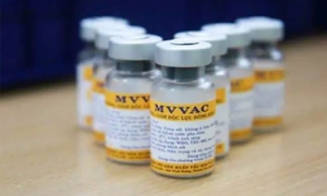 Dịch sởi diễn biến phức tạp, TP HCM tiêm thêm vaccine cho trẻ 6-9 tháng tuổi 