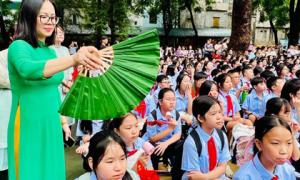 Bộ trưởng Bộ GDĐT: Lương cơ bản giáo viên sẽ tăng lên tới 5-7 triệu đồng/tháng, chưa tính phụ cấp