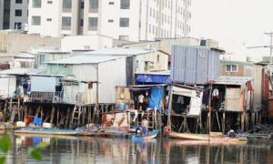 TP. HCM kiến nghị Trung ương hỗ trợ 10.000 tỉ đồng để xóa nhà tạm ven sông