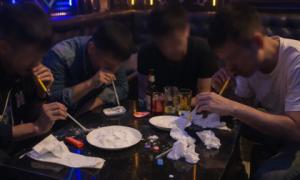 Nhóm bị cáo thuê phòng karaoke sử dụng ma túy lĩnh hơn 30 năm tù