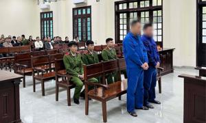 Cả kẻ bán, người mua cùng dắt nhau vào tù vì… pháo nổ