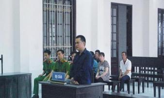Đòi rút vốn hùn nuôi gà, người chết kẻ ngồi tù Đòi rút vốn hùn nuôi gà, người chết kẻ ngồi tù
