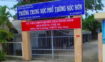 Thầy giáo 55 tuổi 'luỵ tình' vì bị học trò tán tỉnh dồn dập, doạ tự tử Thầy giáo 55 tuổi 'luỵ tình' vì bị học trò tán tỉnh dồn dập, doạ tự tử