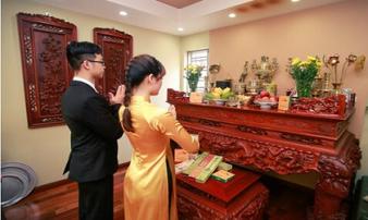 Cuối năm chớ dại mà đặt thứ này lên bàn thờ kẻo thần Tài cũng 'giận tím mặt', tiền bạc không cánh mà bay Cuối năm chớ dại mà đặt thứ này lên bàn thờ kẻo thần Tài cũng 'giận tím mặt', tiền bạc không cánh mà bay