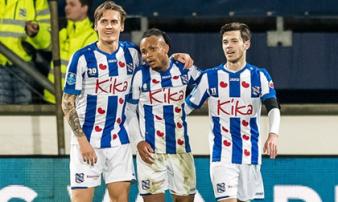 Văn Hậu dự bị, Heerenveen vào tứ kết Cúp Quốc gia Hà Lan Văn Hậu dự bị, Heerenveen vào tứ kết Cúp Quốc gia Hà Lan