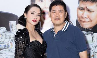 “Ông bầu” Phước Sang trở lại màn ảnh sau 10 năm qua bộ phim Tết “Tiền nhiều để làm gì?” “Ông bầu” Phước Sang trở lại màn ảnh sau 10 năm qua bộ phim Tết “Tiền nhiều để làm gì?”