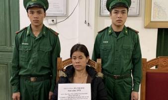Lợi dụng ngày 30 Tết, người phụ nữ 'ôm' 1.400 viên ma túy đi bán Lợi dụng ngày 30 Tết, người phụ nữ 'ôm' 1.400 viên ma túy đi bán