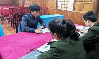 Hàng xóm tử vong vì uống rượu, vội vàng tung tin do virus corona để câu like Hàng xóm tử vong vì uống rượu, vội vàng tung tin do virus corona để câu like
