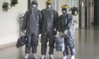 BS trẻ kể lại hành trình trên chuyến bay đưa 30 người Việt từ Vũ Hán về nước BS trẻ kể lại hành trình trên chuyến bay đưa 30 người Việt từ Vũ Hán về nước
