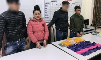 Bắt quả tang đối tượng vận chuyển heroin và hơn 30.000 viên ma túy tổng hợp Bắt quả tang đối tượng vận chuyển heroin và hơn 30.000 viên ma túy tổng hợp