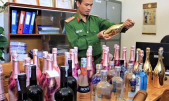 11 thanh niên dương tính ma túy trong quán bar lúc rạng sáng 11 thanh niên dương tính ma túy trong quán bar lúc rạng sáng