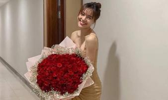 Động thái đầu tiên của Ninh Dương Lan Ngọc sau tin đồn đã làm đám hỏi với Chi Dân Động thái đầu tiên của Ninh Dương Lan Ngọc sau tin đồn đã làm đám hỏi với Chi Dân