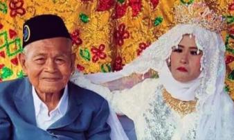 Chú rể 100 tuổi kết hôn với thiếu nữ đôi mươi, ngượng ngùng chia sẻ về đêm tân hôn Chú rể 100 tuổi kết hôn với thiếu nữ đôi mươi, ngượng ngùng chia sẻ về đêm tân hôn
