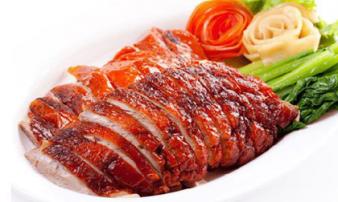 Mẹ đảm làm vịt quay tại nhà vừa an toàn, vừa thơm ngon khiến ai cũng gật gù khen khéo Mẹ đảm làm vịt quay tại nhà vừa an toàn, vừa thơm ngon khiến ai cũng gật gù khen khéo