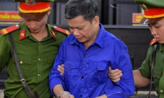 Trưởng phòng nhận 1,3 tỷ để nâng điểm thi đối diện án tử Trưởng phòng nhận 1,3 tỷ để nâng điểm thi đối diện án tử