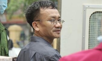 Chủ mưu vụ nâng điểm thi cho 65 thí sinh lĩnh 8 năm tù Chủ mưu vụ nâng điểm thi cho 65 thí sinh lĩnh 8 năm tù