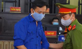 Gian lận điểm thi ở Sơn La: 2 bị cáo nhận tiền tỉ để nâng điểm thi bị đề nghị 23-25 năm tù Gian lận điểm thi ở Sơn La: 2 bị cáo nhận tiền tỉ để nâng điểm thi bị đề nghị 23-25 năm tù