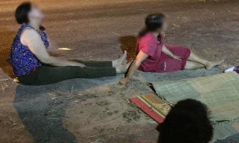 Bé trai 4 tuổi tử vong dưới hố ga không đậy nắp bên đường Bé trai 4 tuổi tử vong dưới hố ga không đậy nắp bên đường