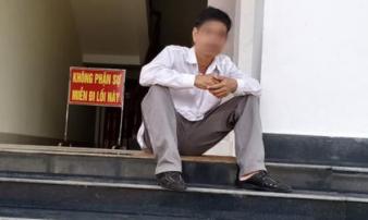 Vụ bị cáo tự tử sau khi bị tuyên 3 năm tù: Nạn nhân uống hết 1 chai thuốc trừ sâu trước khi nhảy lầu tại TAND Bình Phước Vụ bị cáo tự tử sau khi bị tuyên 3 năm tù: Nạn nhân uống hết 1 chai thuốc trừ sâu trước khi nhảy lầu tại TAND Bình Phước