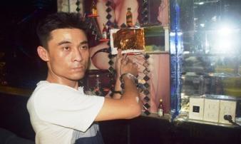 Vợ chồng 'ông trùm' đường dây mua bán ma túy tại Thừa Thiên Huế dắt nhau vào tù Vợ chồng 'ông trùm' đường dây mua bán ma túy tại Thừa Thiên Huế dắt nhau vào tù