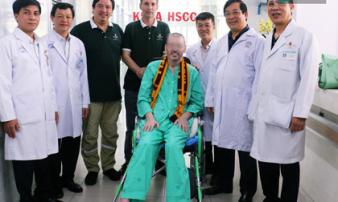 Chuyến bay đưa phi công người Anh về quê hương: 'Chúng tôi phải đo đạc đến từng cái chân ghế' Chuyến bay đưa phi công người Anh về quê hương: 'Chúng tôi phải đo đạc đến từng cái chân ghế'