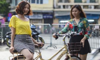 Nhiều người dân Hà Nội thờ ơ trước quyết định xử phạt không đeo khẩu trang nơi công cộng Nhiều người dân Hà Nội thờ ơ trước quyết định xử phạt không đeo khẩu trang nơi công cộng