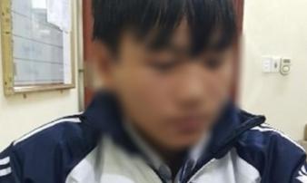 Khởi tố nam sinh lớp 10 đâm chết 1 phụ nữ có chồng mù lòa Khởi tố nam sinh lớp 10 đâm chết 1 phụ nữ có chồng mù lòa