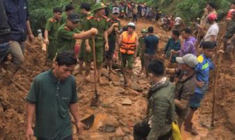 3 người dân mất tích khi đi làm rẫy, nghi bị vùi lấp do sạt lở đất 3 người dân mất tích khi đi làm rẫy, nghi bị vùi lấp do sạt lở đất
