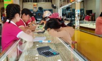 Giá vàng hôm nay 24-10: Tiếp tục giảm, các ngân hàng trung ương bán ra Giá vàng hôm nay 24-10: Tiếp tục giảm, các ngân hàng trung ương bán ra
