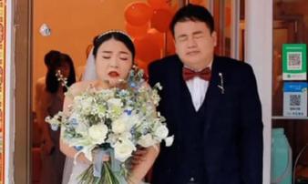 Nhờ người yêu cũ chụp ảnh cưới, cặp đôi nhận về ngàn niềm đau với những tác phẩm chán đời không tả Nhờ người yêu cũ chụp ảnh cưới, cặp đôi nhận về ngàn niềm đau với những tác phẩm chán đời không tả