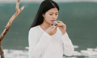 Cái 'tâm nghèo' đáng sợ nhất: Từng phút từng giây ăn mòn nhân tính của một người Cái 'tâm nghèo' đáng sợ nhất: Từng phút từng giây ăn mòn nhân tính của một người