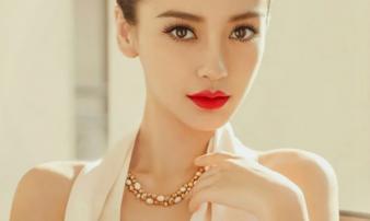 Đàn bà đẹp chưa chắc giữ được đàn ông nhưng chắc chắn là không thiếu đàn ông Đàn bà đẹp chưa chắc giữ được đàn ông nhưng chắc chắn là không thiếu đàn ông