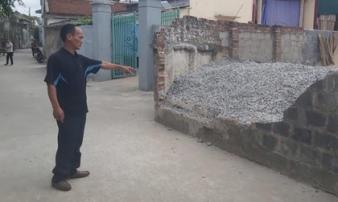 Khởi tố vụ án nữ sinh lớp 6 tử vong do tường bao đổ ở Thái Bình Khởi tố vụ án nữ sinh lớp 6 tử vong do tường bao đổ ở Thái Bình